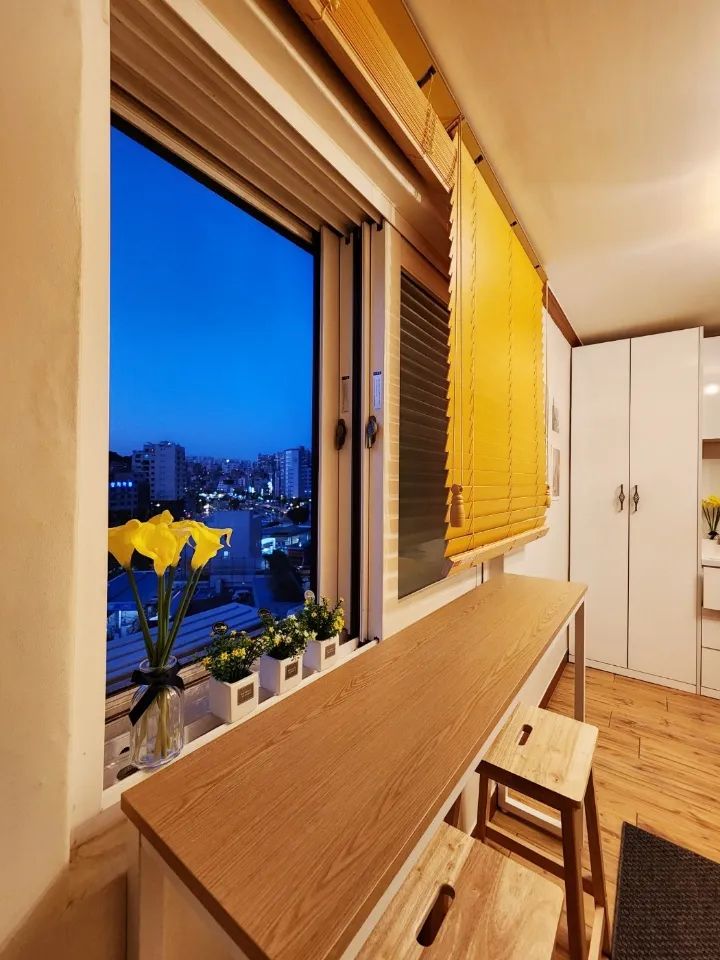 Room image 3