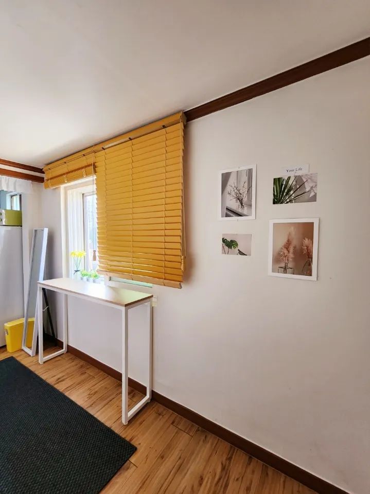 Room image 5