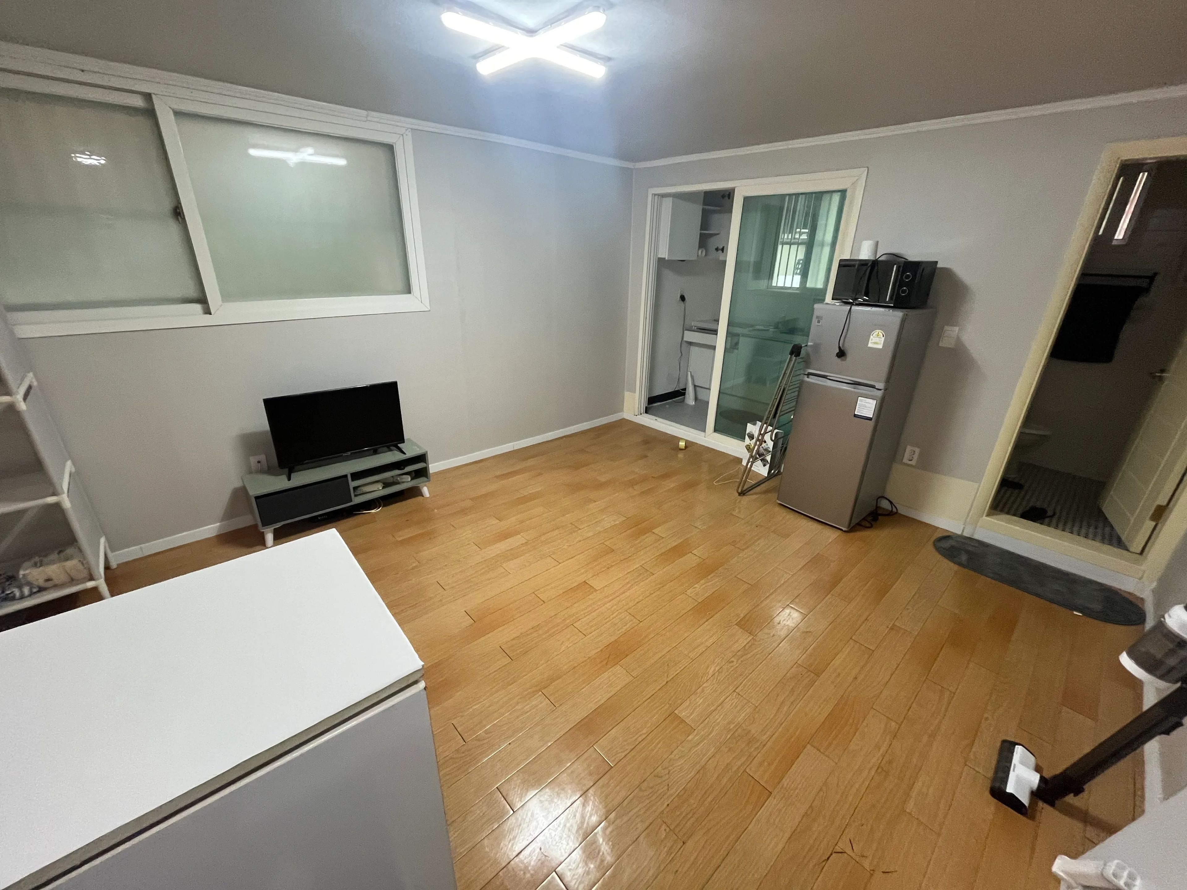 Room image 1