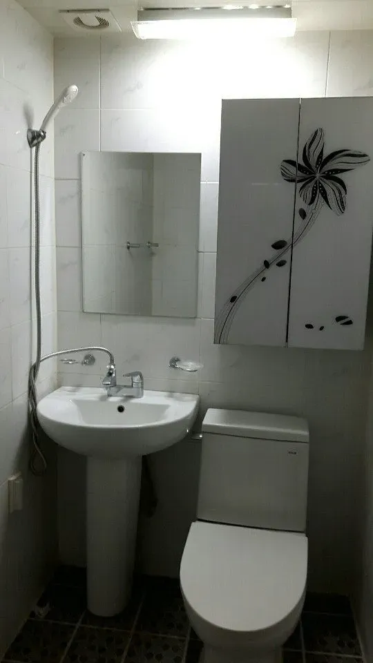 Room image 3