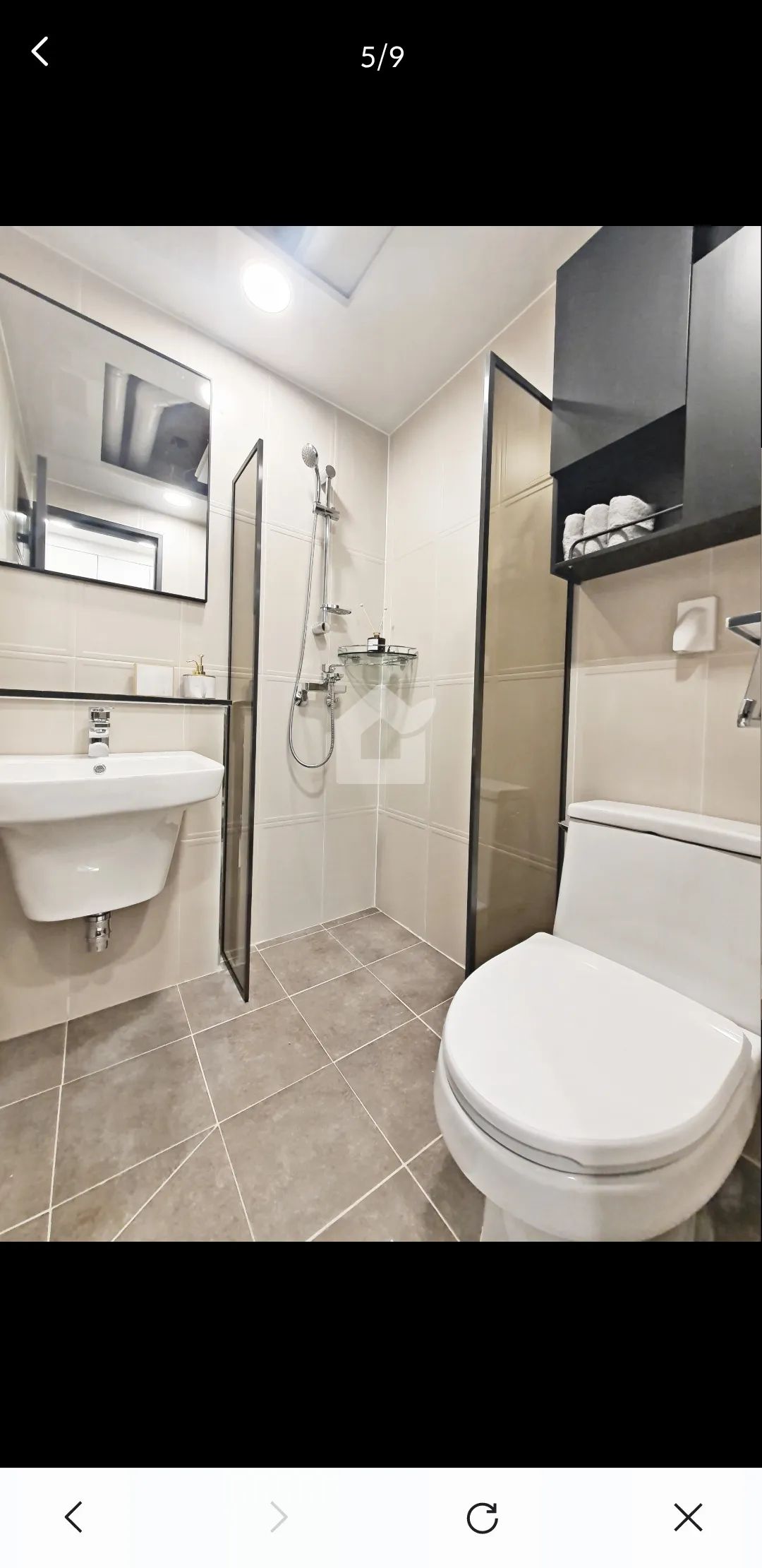 Room image 5