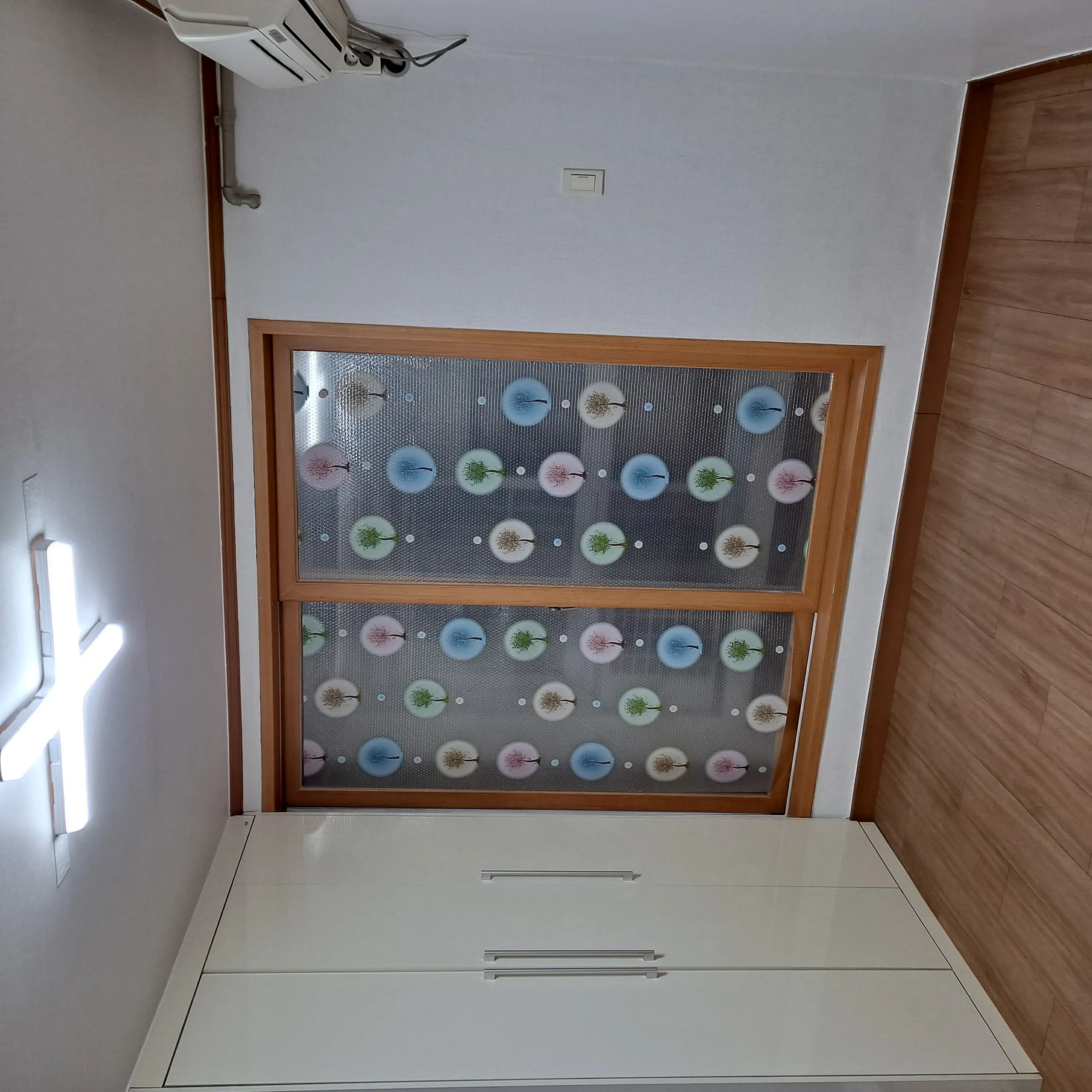 Room image 4