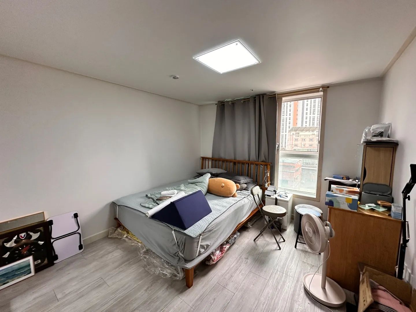 Room image 4