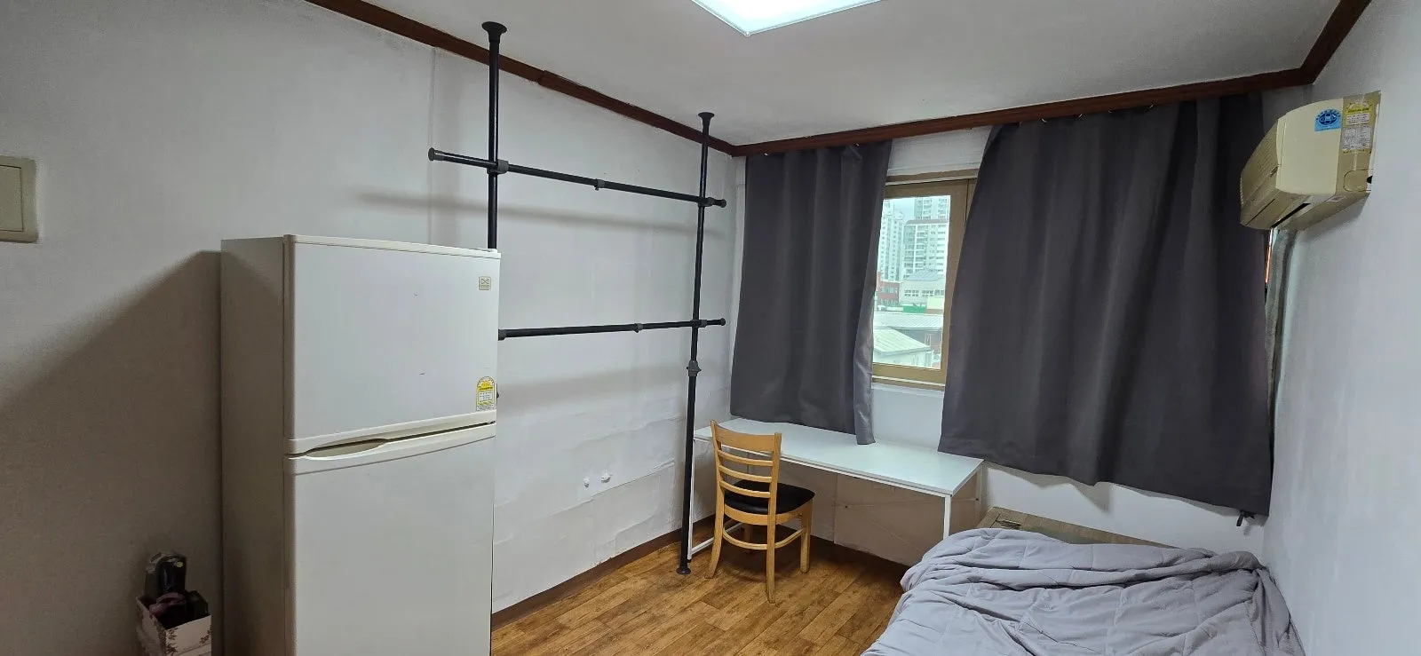 Room image 5