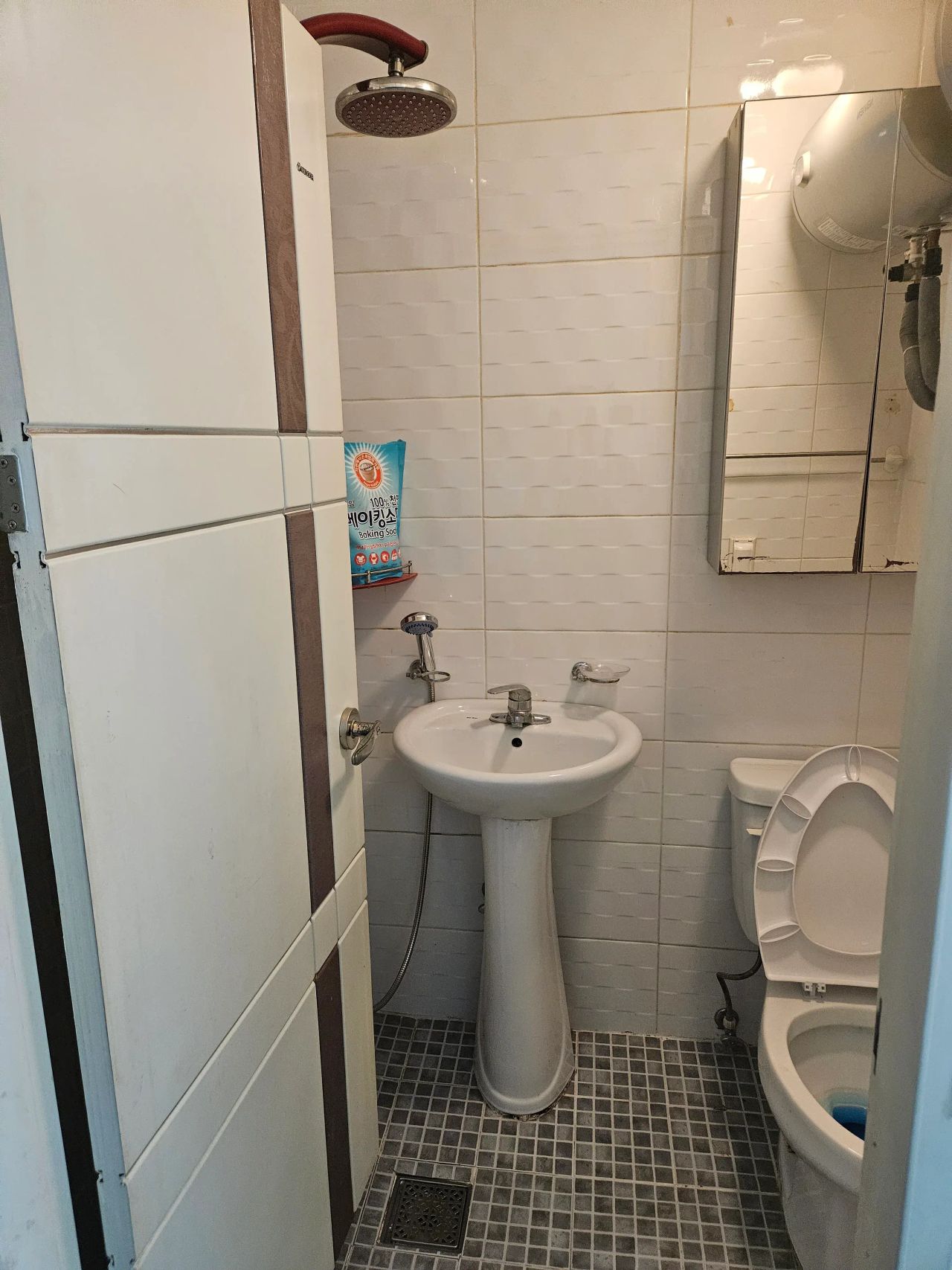 Room image 2