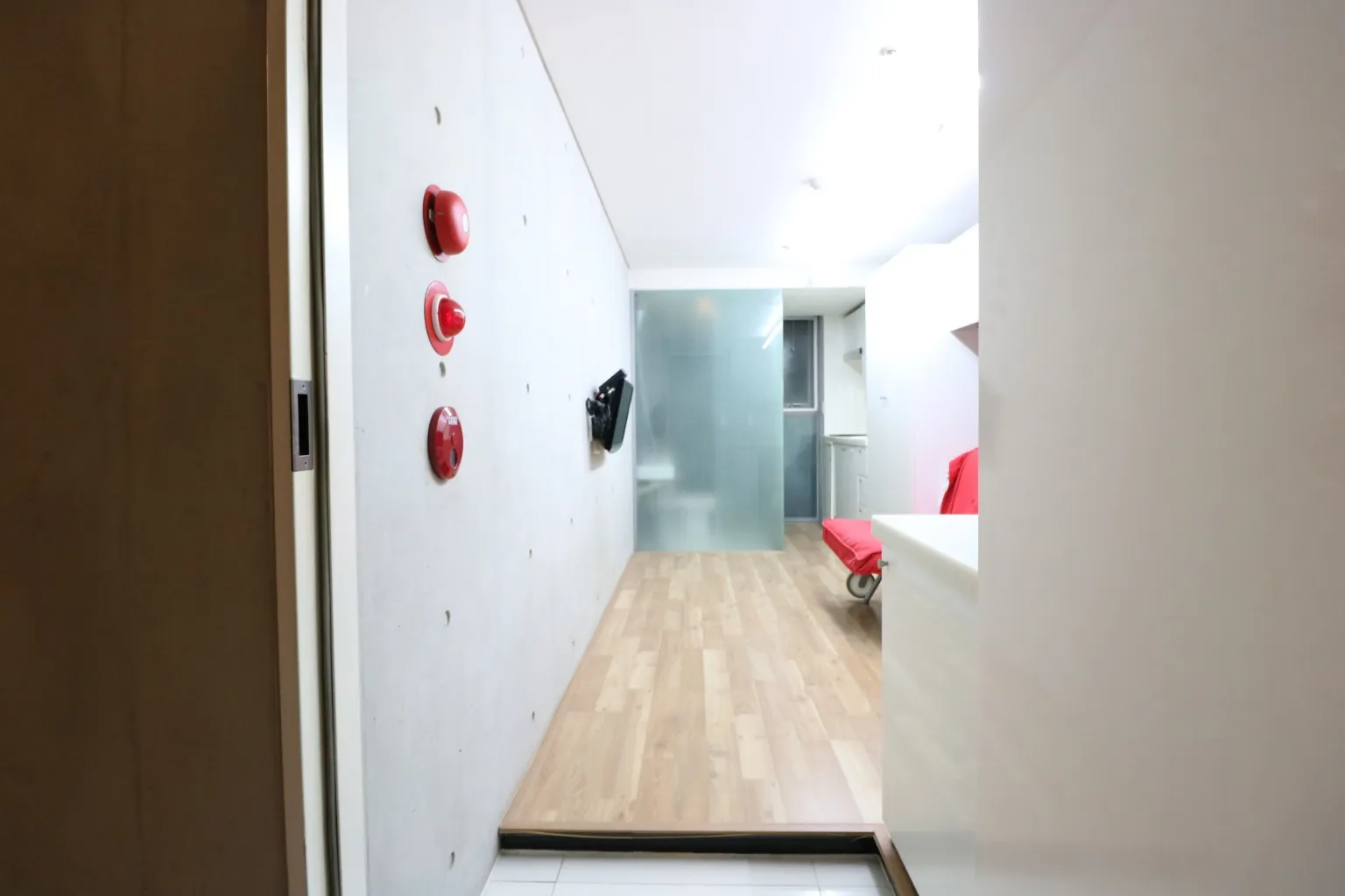 Room image 3