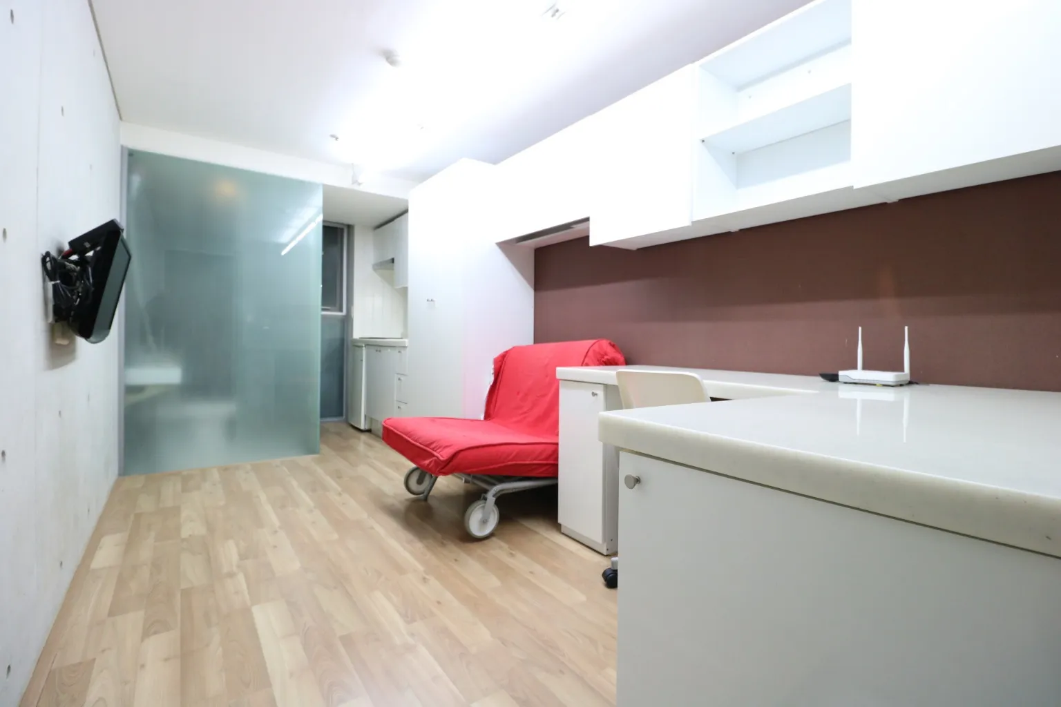 Room image 4