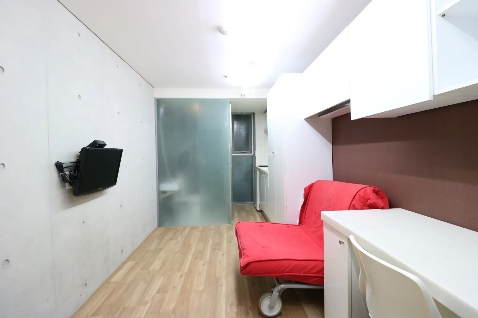 Room image 5