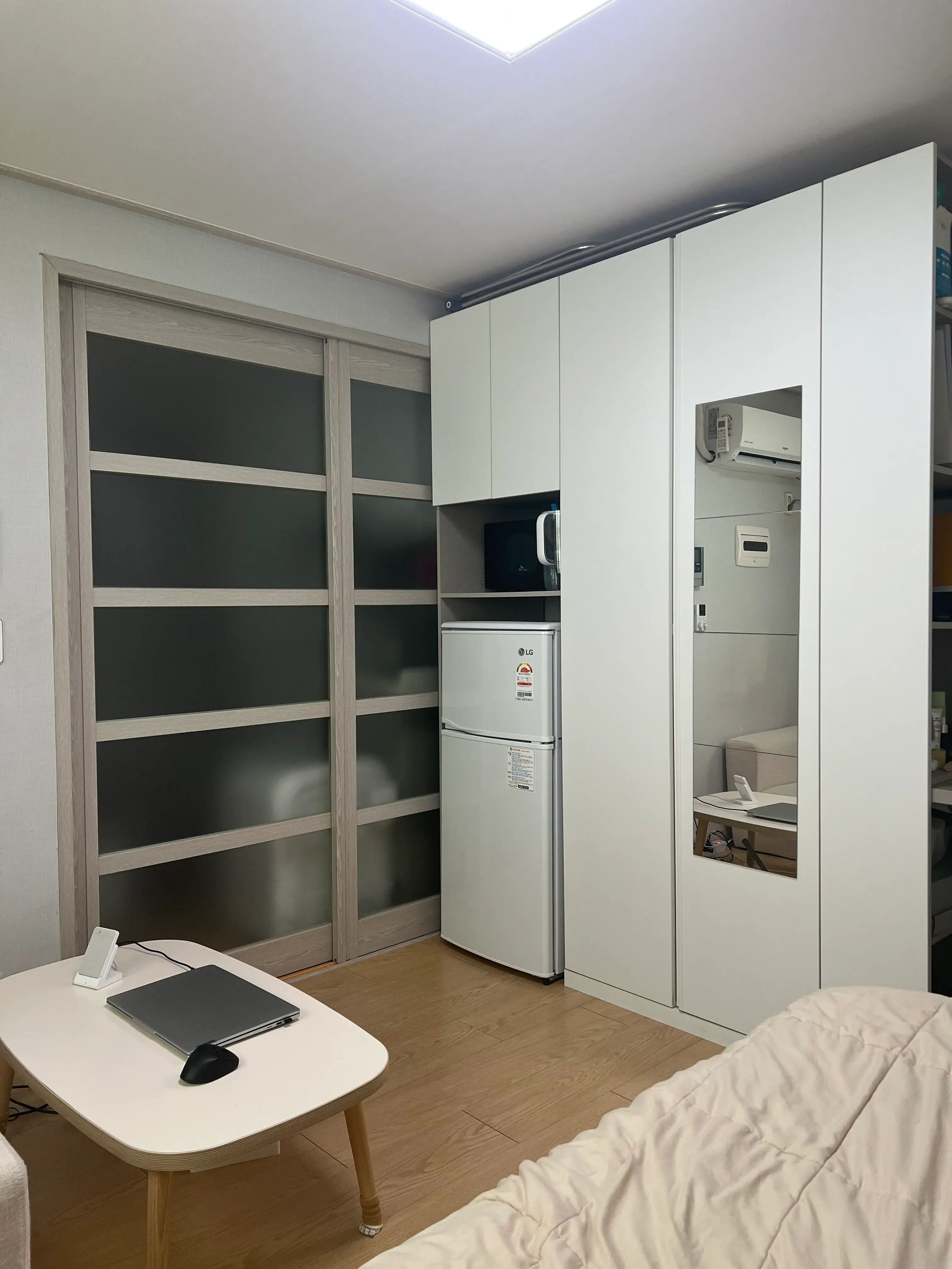 Room image 1