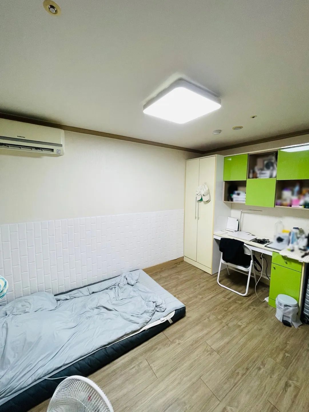 Room image 5