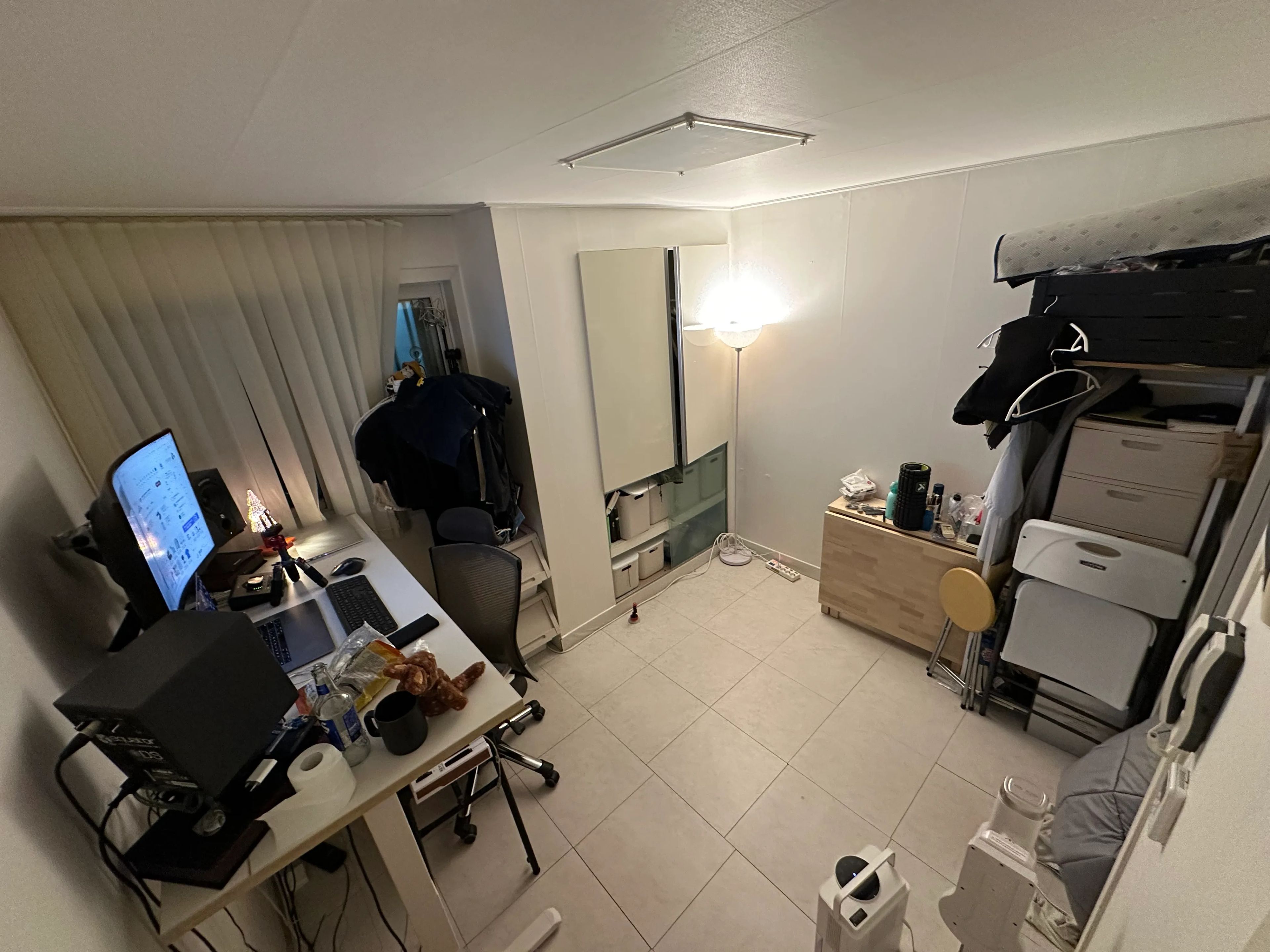 Room image 1