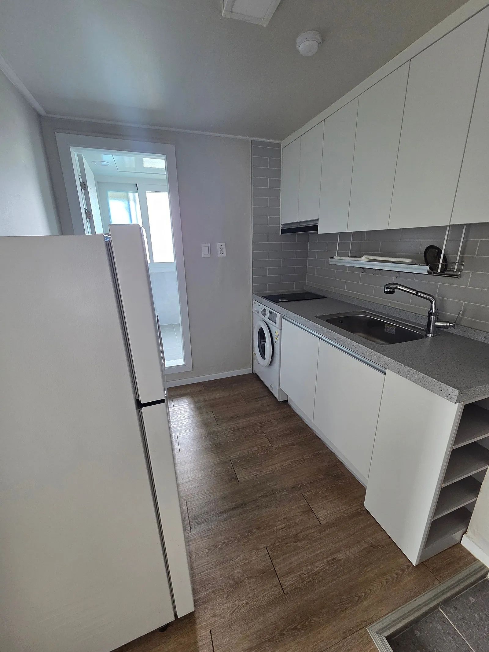 Room image 1