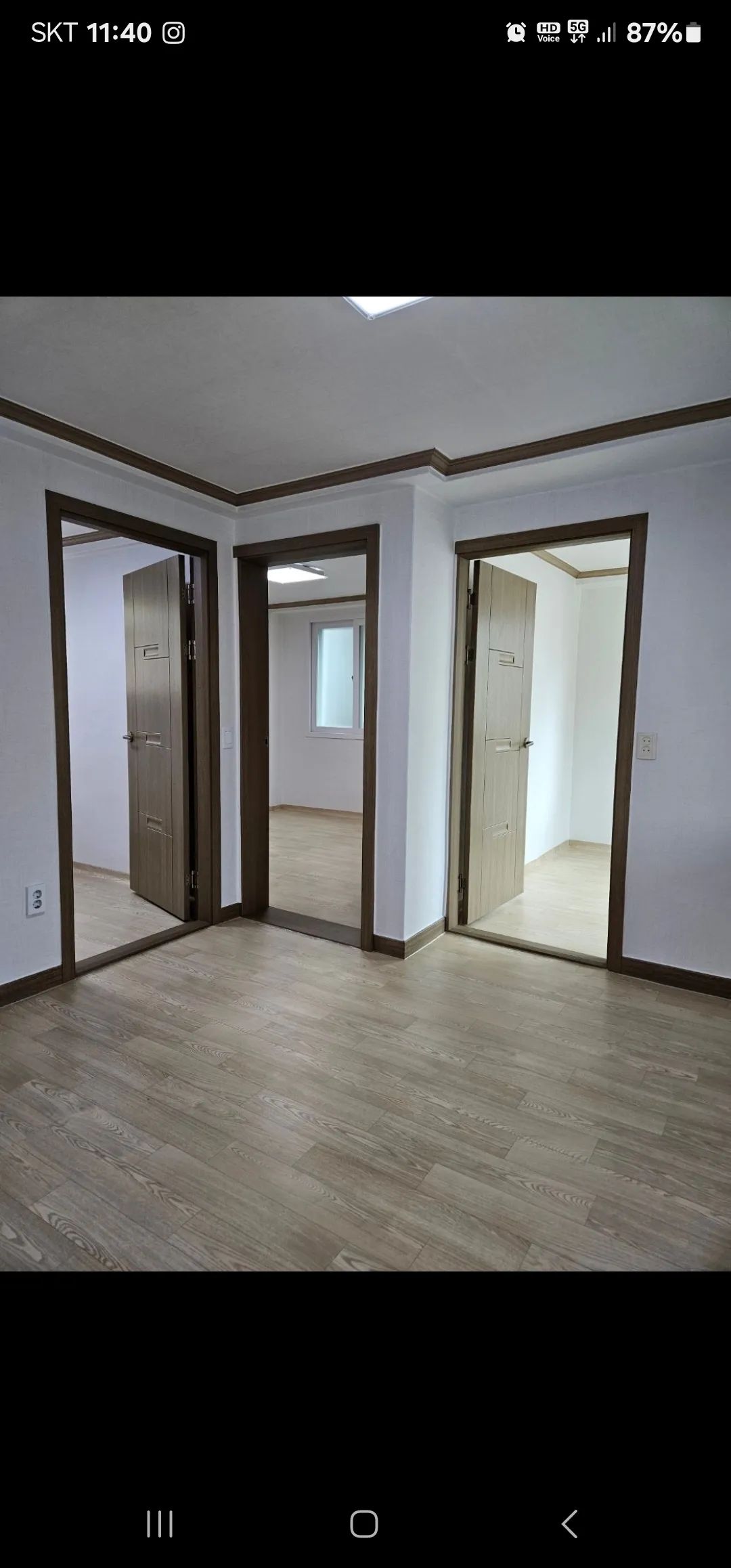 Room image 1