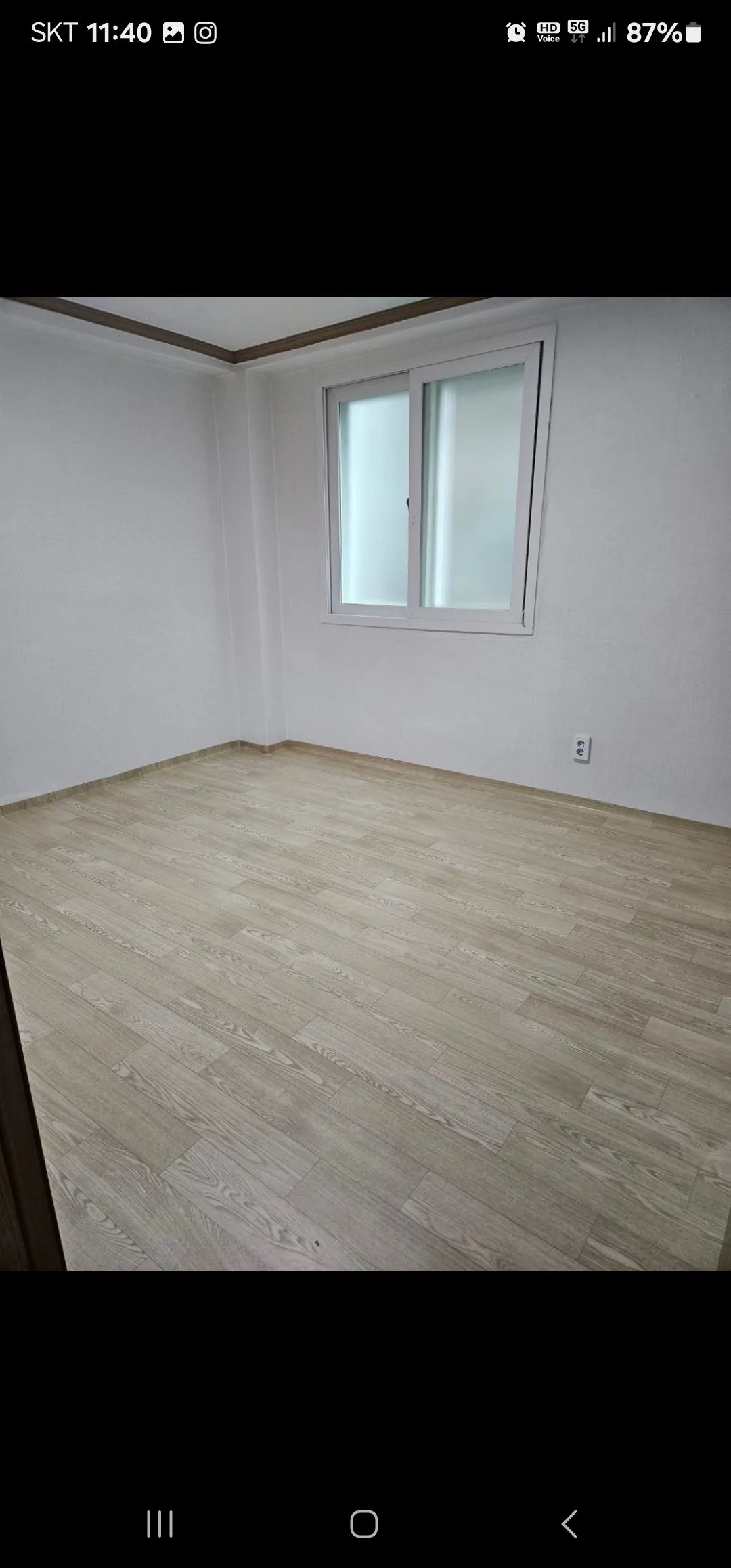 Room image 3