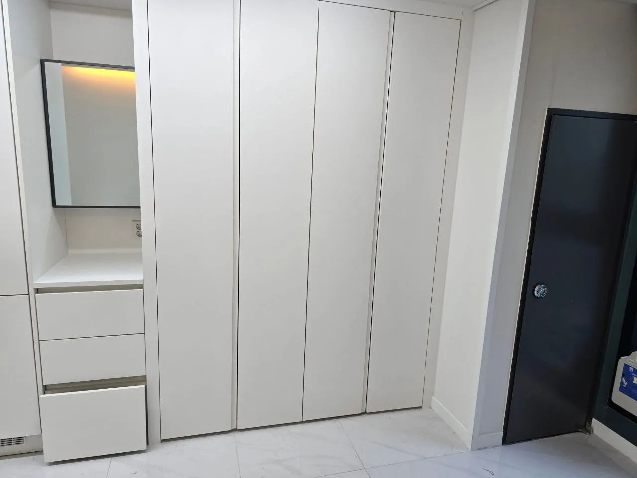 Room image 2