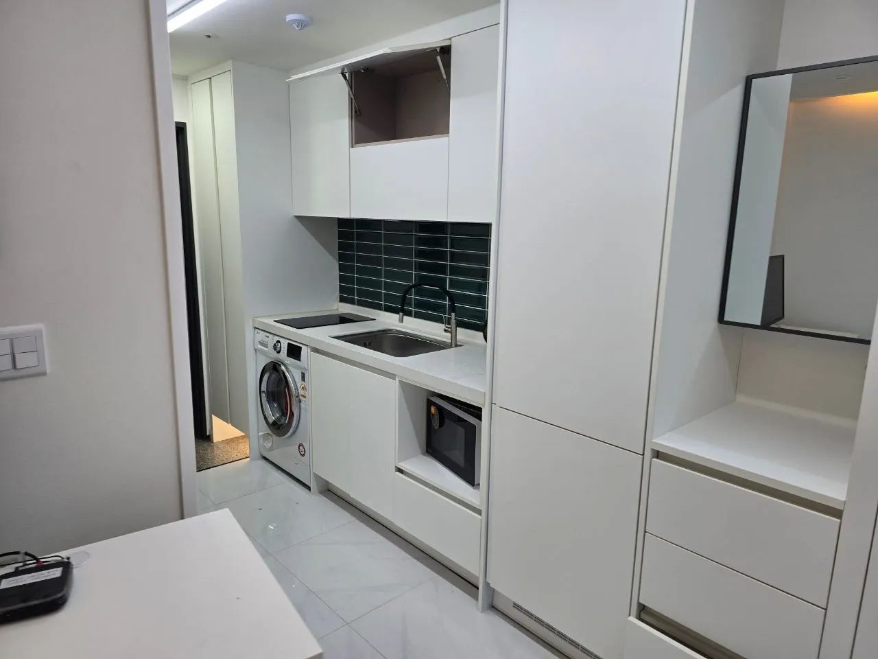 Room image 3
