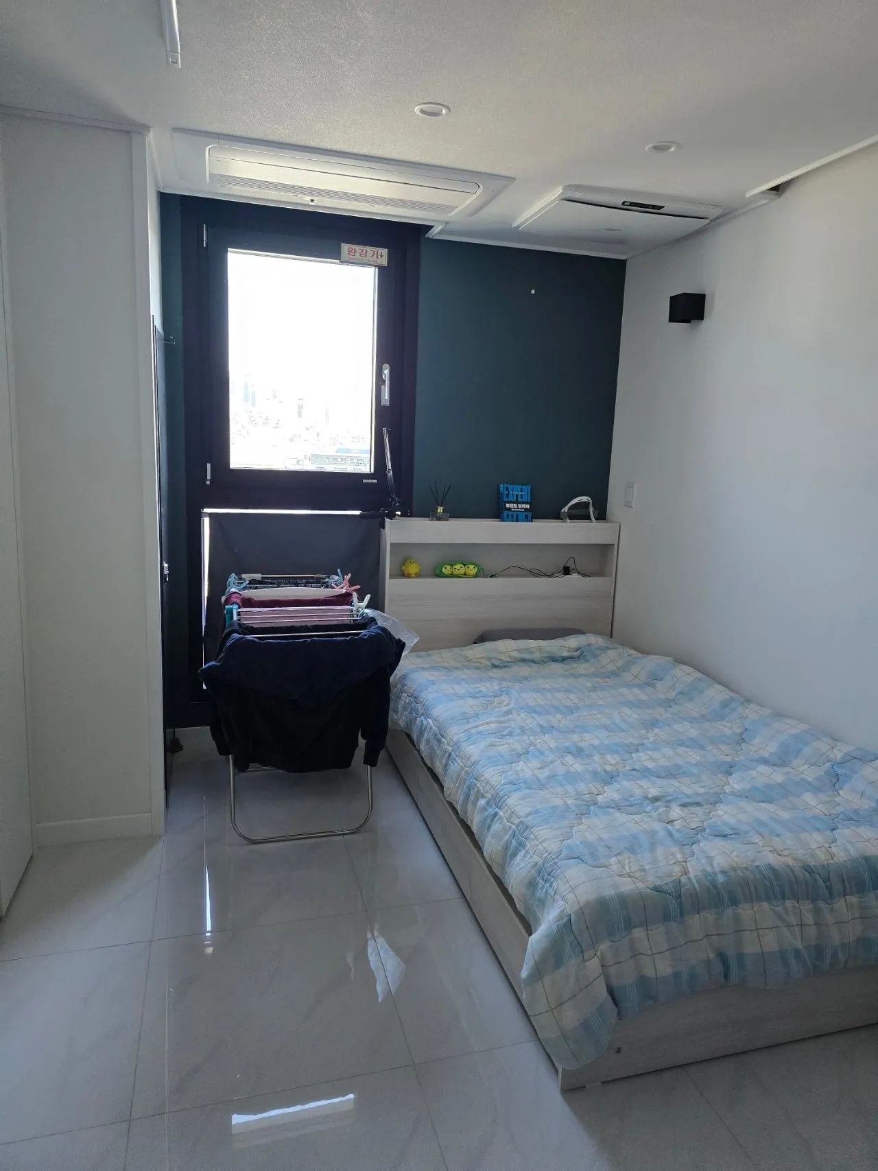 Room image 5