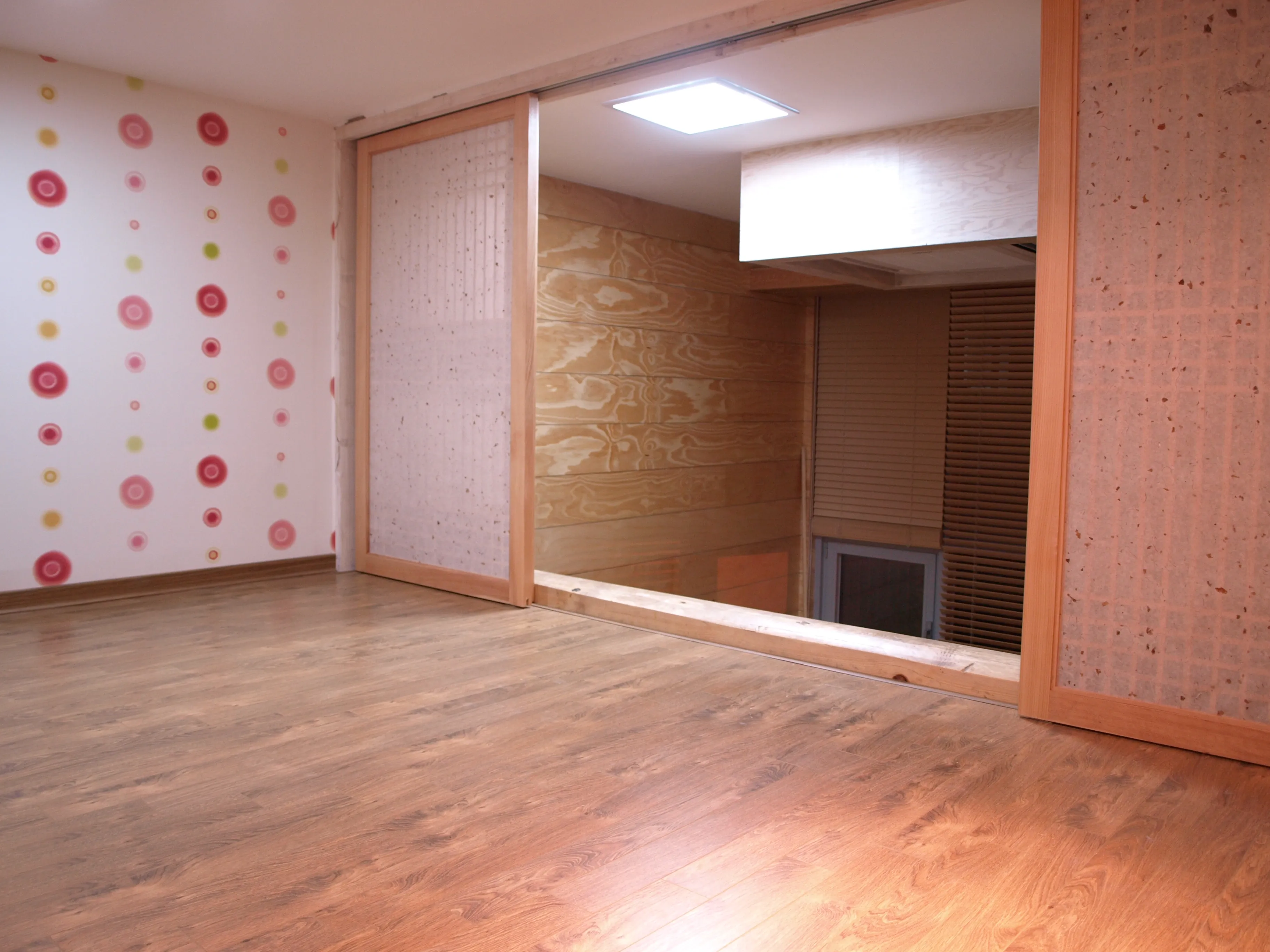 Room image 5