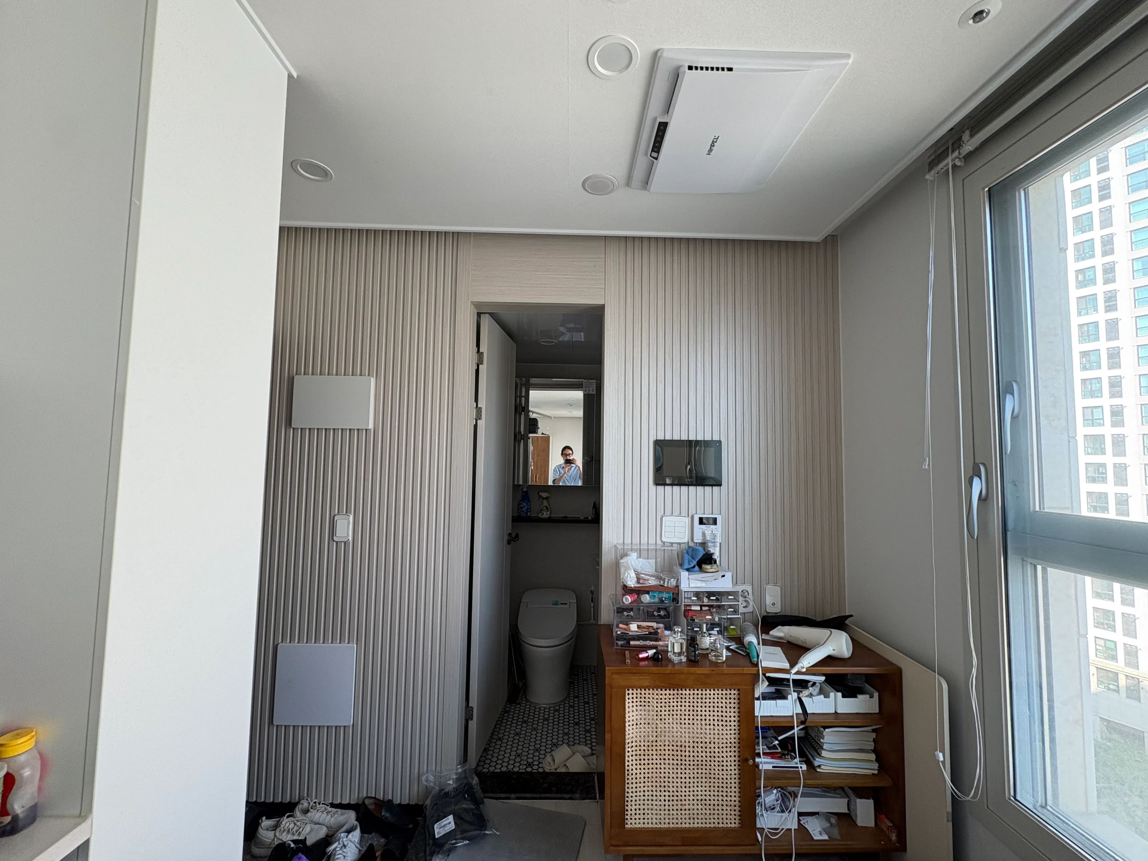 Room image 3