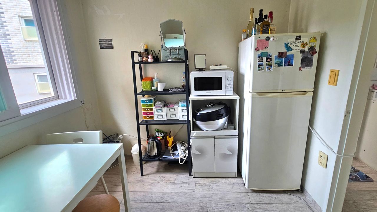 Room image 2