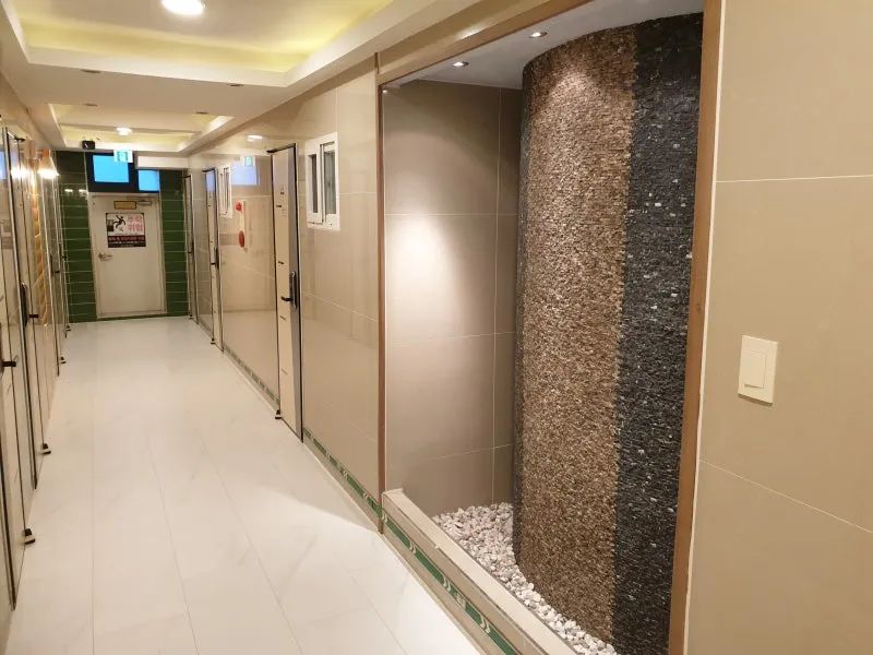Room image 1