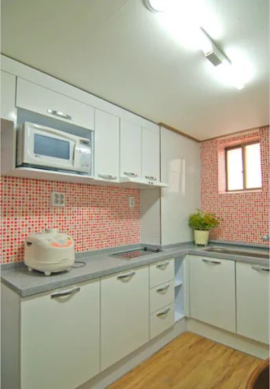 Room image 4