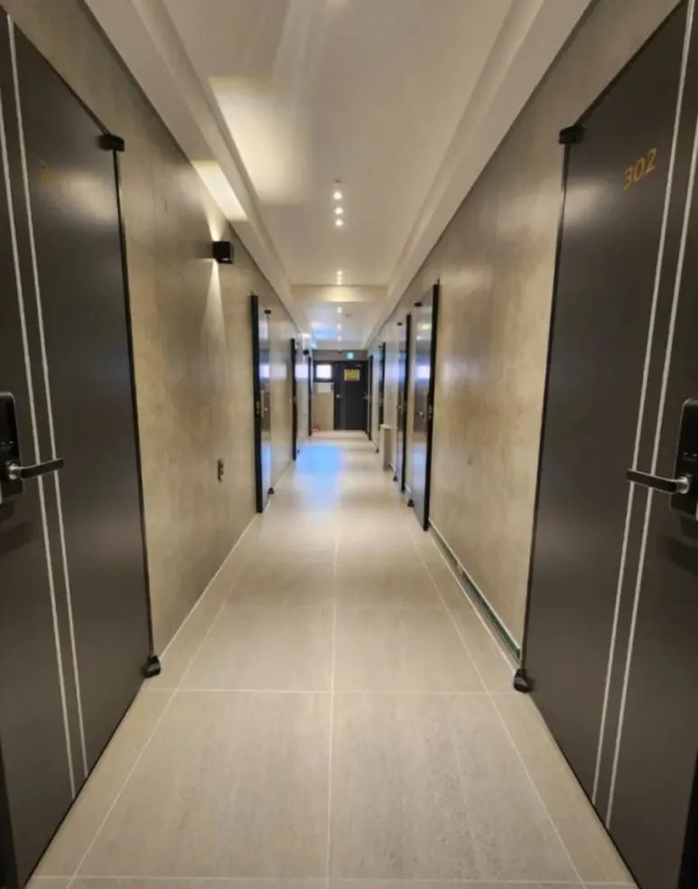 Room image 1
