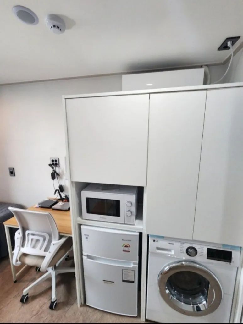 Room image 4