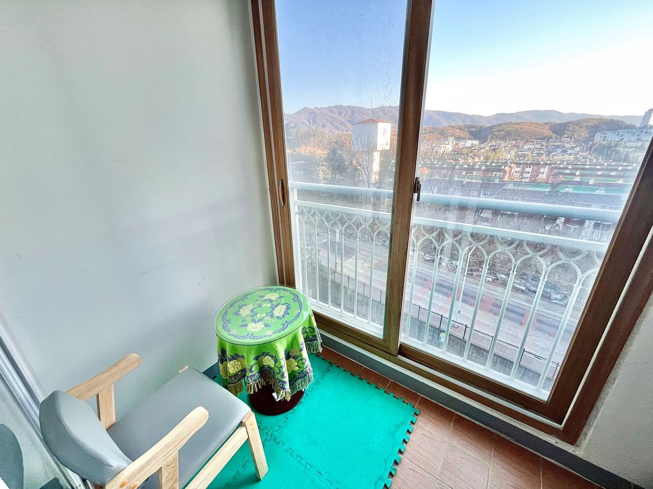 Room image 4