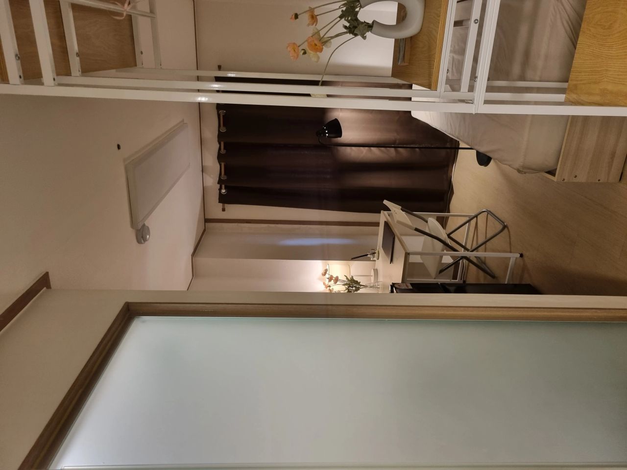 Room image 5