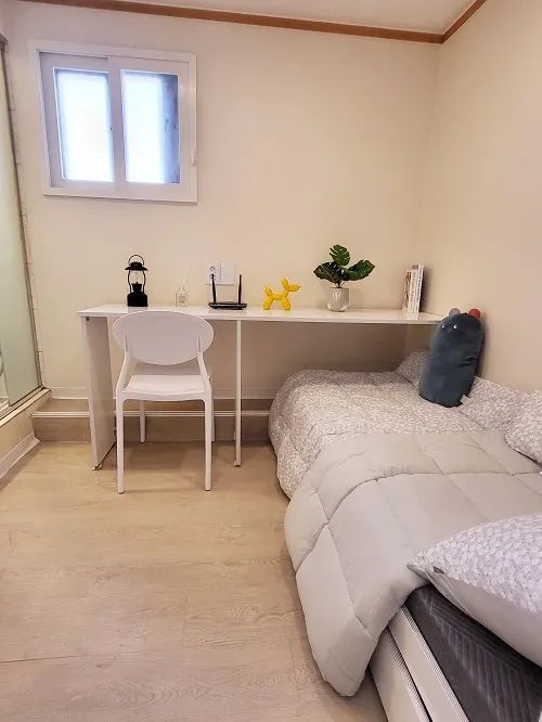 Room image 1