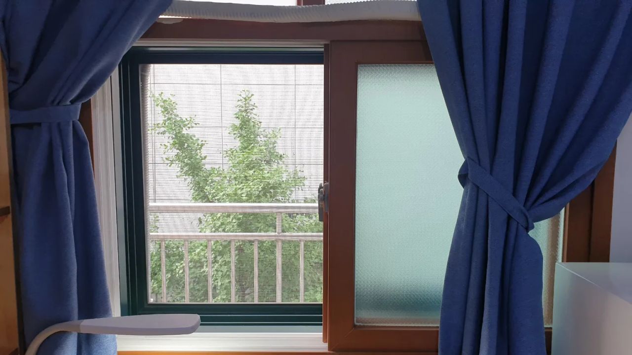 Room image 3