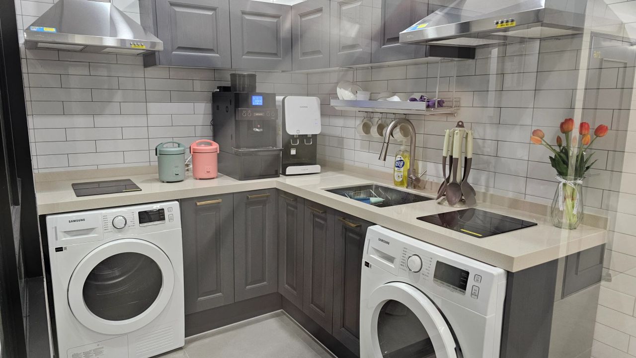 Room image 2