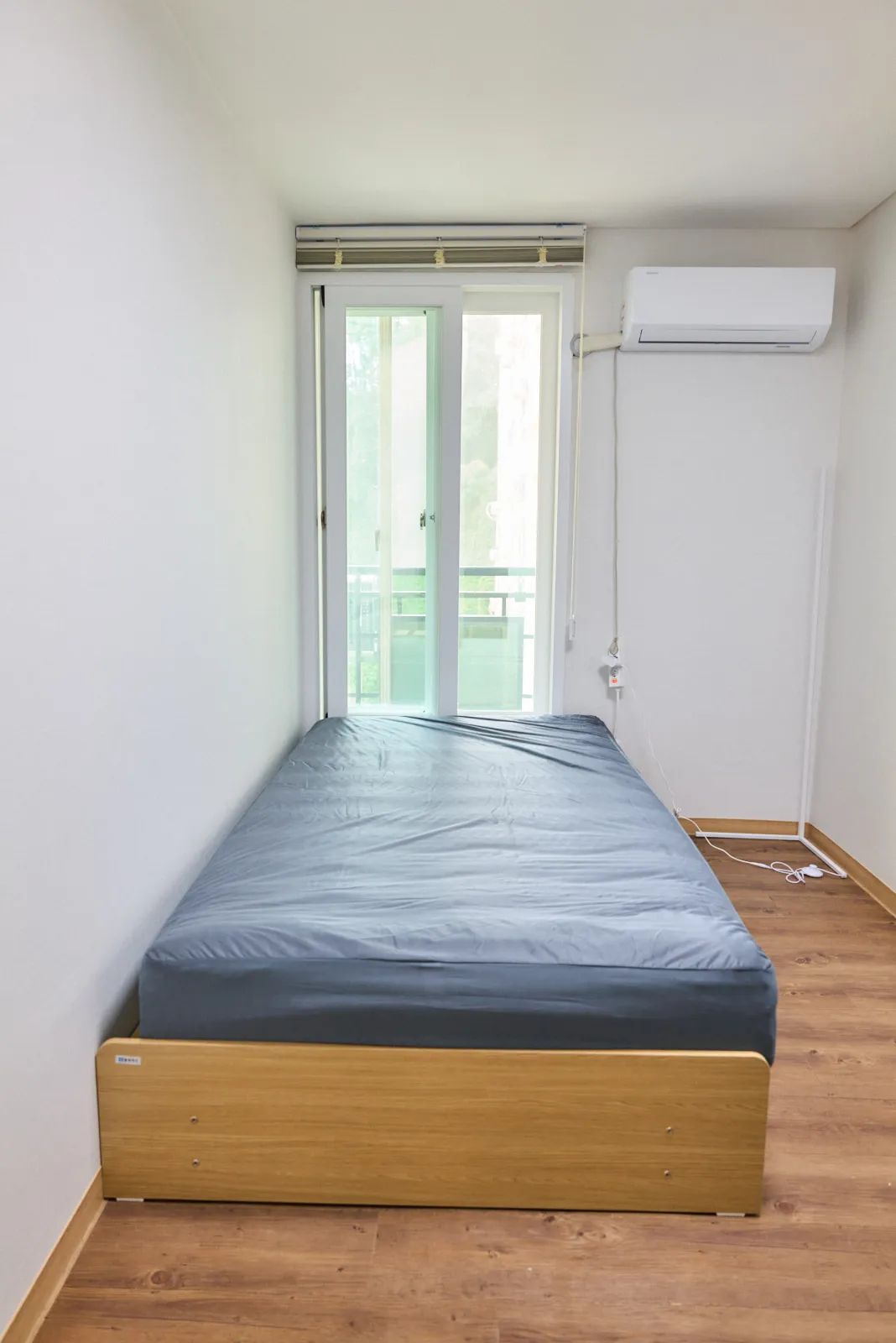 Room image 4