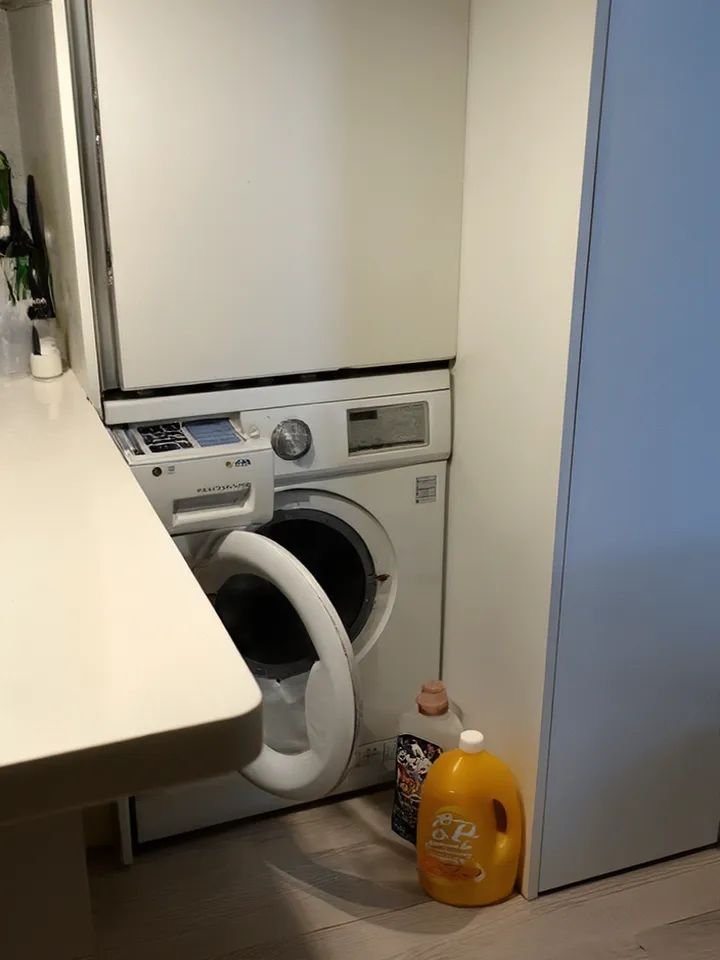 Room image 5